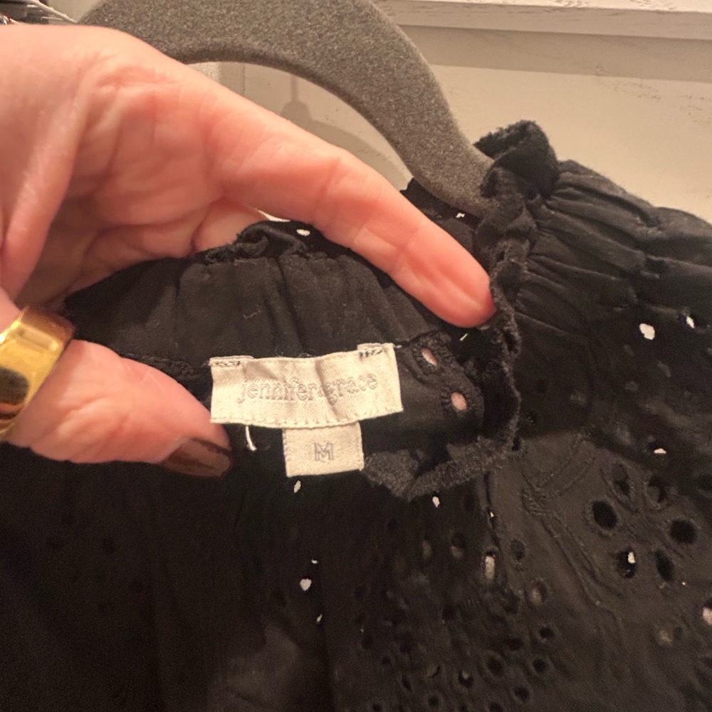 Chic Black Eyelet Women's Blouse - Picture 2 of 2